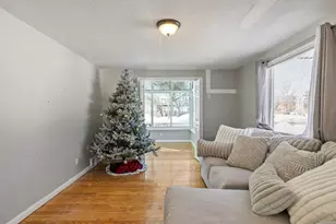 4 Seneca St, Springfield, MA 01151 - Photo 11