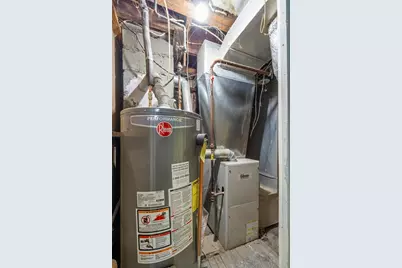 4 Seneca Street, Springfield, MA 01151 - Photo 25