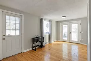 4 Seneca St, Springfield, MA 01151 - Photo 7