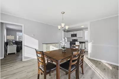 10 Liberty St, Taunton, MA 02718 - Photo 15