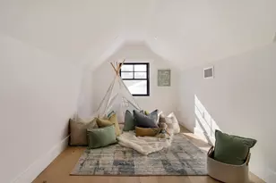 710 Watertown St, Newton, MA 02460 - Photo 31