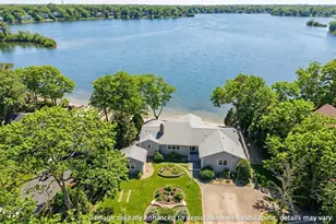 357 Lakeside Dr W, Barnstable, MA 02632 - Photo 3