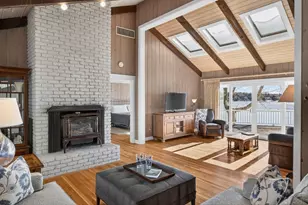 357 Lakeside Dr W, Barnstable, MA 02632 - Photo 9