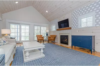 54 Prince Snow Cir, Mattapoisett, MA 02739 - Photo 5