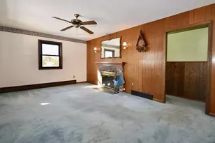 23 Oliveira Ave, Acushnet, MA 02743 - Photo 7