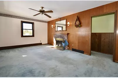 23 Oliveira Ave, Acushnet, MA 02743 - Photo 5