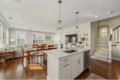 884 Adams St #4, Boston, MA 02124 - Photo 5