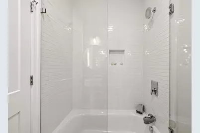 884 Adams St #4, Boston, MA 02124 - Photo 9