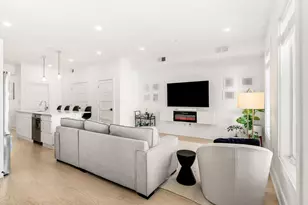 231 Maverick St, Boston, MA 02128 - Photo 3