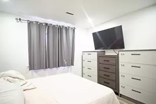 685 Oak St, Brockton, MA 02301 - Photo 5