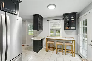 381 N Brook Rd, Springfield, MA 01119 - Photo 13