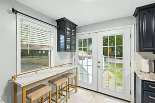 381 N Brook Rd, Springfield, MA 01119 - Photo 17