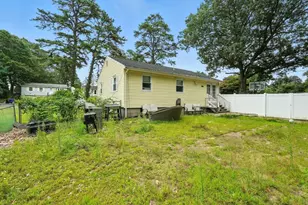 381 N Brook Rd, Springfield, MA 01119 - Photo 29