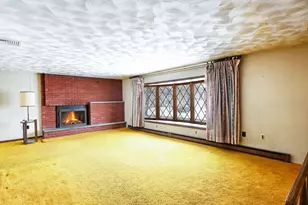 220 Mt Vernon St, New Bedford, MA 02740 - Photo 5