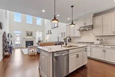 40 Phoebe St #101, Methuen, MA 01844 - Photo 9