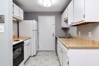 23 Village Rock Ln #22, Natick, MA 01760 - Photo 3