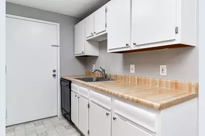 23 Village Rock Ln #22, Natick, MA 01760 - Photo 5