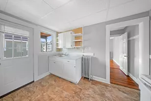 25 5th Ave, Quincy, MA 02169 - Photo 7