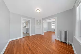 25 5th Ave, Quincy, MA 02169 - Photo 3