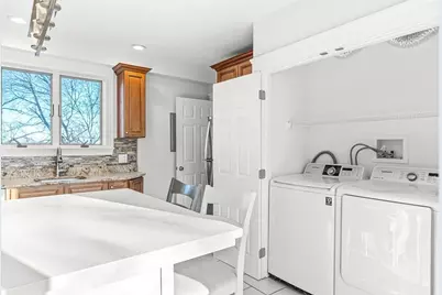 11 Symonds St #2, Salem, MA 01970 - Photo 9