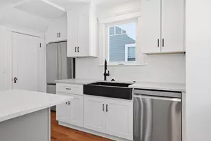 28 Brook Rd, Quincy, MA 02169 - Photo 5