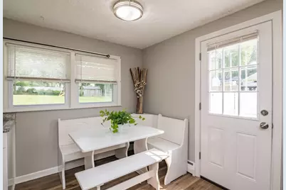 60 Gatewood Rd #1, Springfield, MA 01119 - Photo 5