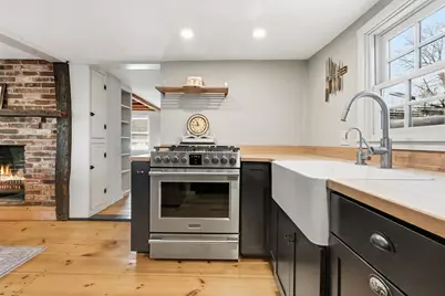 16 River St, Salem, MA 01970 - Photo 5