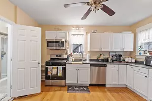 7 Washington, Somerville, MA 02143 - Photo 11