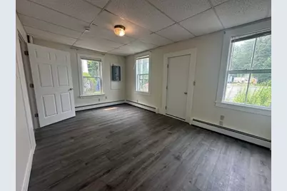 697 Main Street #3, Amherst, MA 01002 - Photo 5
