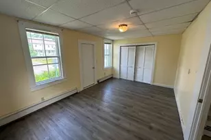 697 Main St, Amherst, MA 01002 - Photo 5
