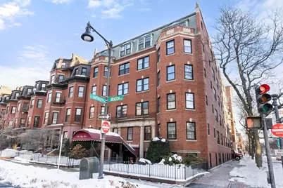 255 Beacon St #21, Boston, MA 02116 - Photo 21