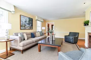 9 Buttercup Ln, Dover, MA 02030 - Photo 11