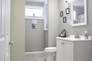 35 Larch St, New Bedford, MA 02740 - Photo 11