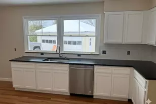 6 Highland Cir, Hadley, MA 01035 - Photo 5