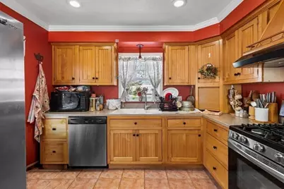 210 Harrison Ave, Somerset, MA 02726 - Photo 9