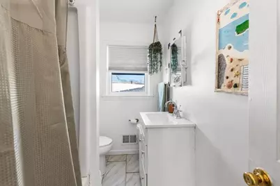 210 Harrison Ave, Somerset, MA 02726 - Photo 15