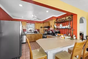 210 Harrison Ave, Somerset, MA 02726 - Photo 11