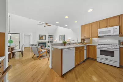 12 Cutting Cross Way #12, Wayland, MA 01778 - Photo 5