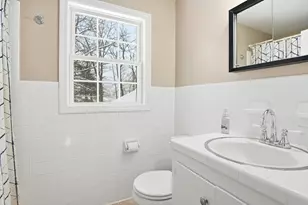 233 Mt Vernon St, Fitchburg, MA 01420 - Photo 27