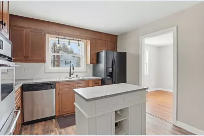 233 Mount Vernon Street, Fitchburg, MA 01420 - Photo 11