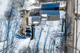 14 Central St, Ashburnham, MA 01430 - Photo 5