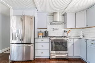 31 Warren Ave, Plymouth, MA 02360 - Photo 11