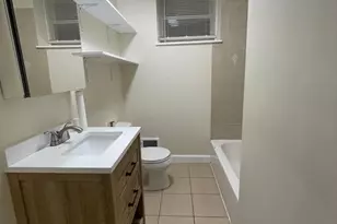 239 Chesnut St, Chelsea, MA 02150 - Photo 9