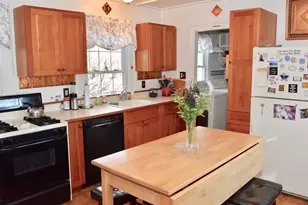 58 S East St, Amherst, MA 01002 - Photo 11