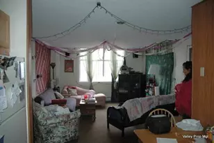 1381 S East St, Amherst, MA 01002 - Photo 3