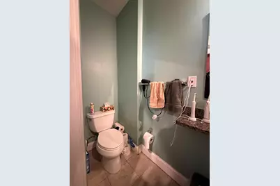 27 Essex St #1, Cambridge, MA 02139 - Photo 17