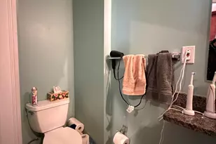 27 Essex St, Cambridge, MA 02139 - Photo 17