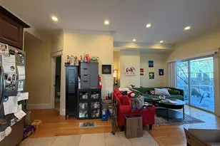 27 Essex St, Cambridge, MA 02139 - Photo 3