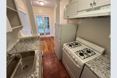 31 Dennison Ave #10, Framingham, MA 01702 - Photo 5