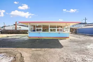 17 Dyke Rd, Marshfield, MA 02050 - Photo 3